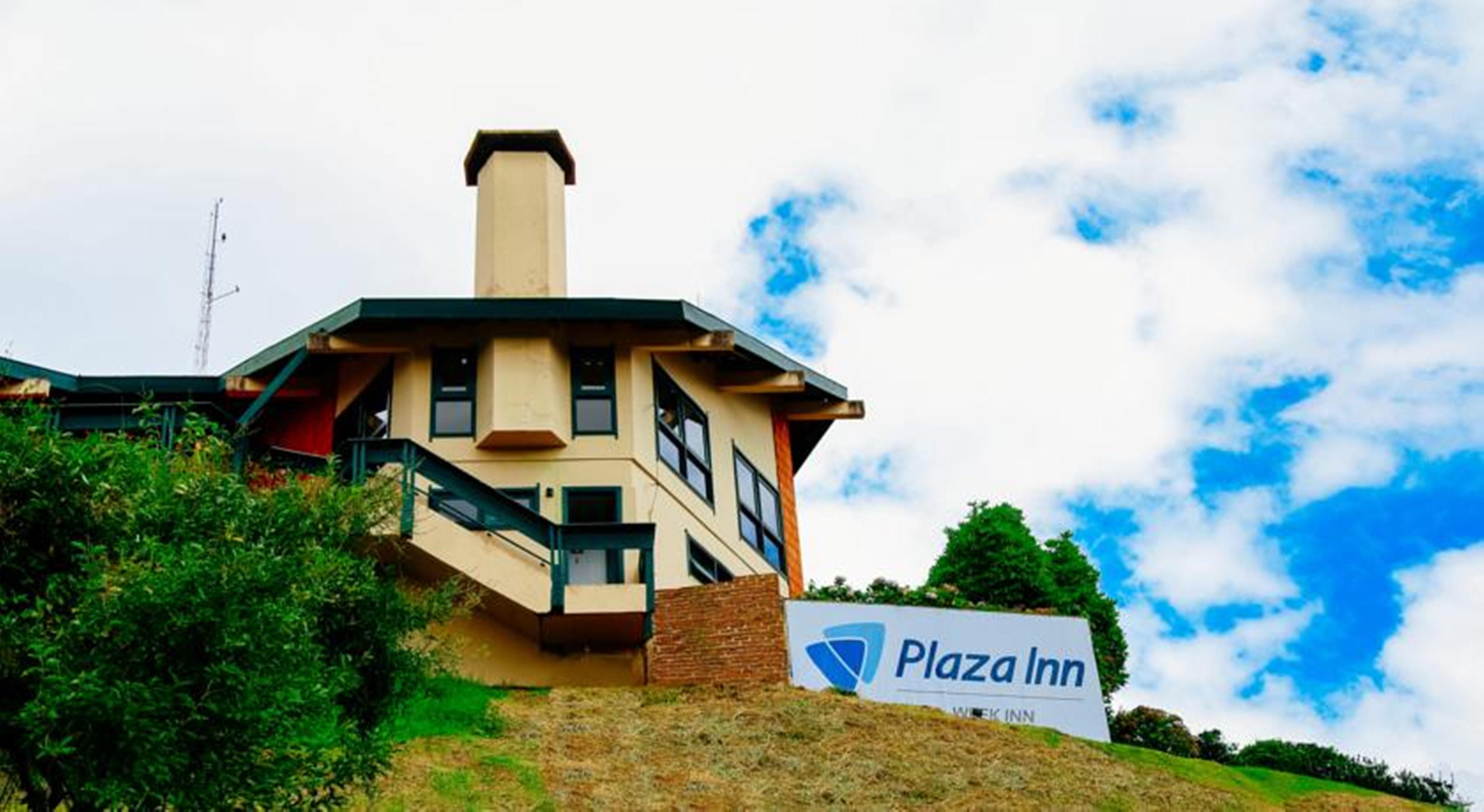 Plaza Inn Week Inn Campos do Jordao Bagian luar foto